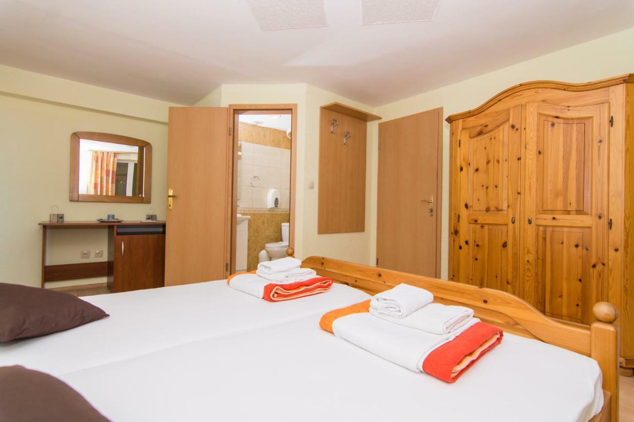 Villa Jadran Трогир Экстерьер фото
